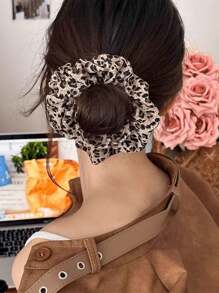 1 pieza Coletero grande de estampado de leopardo de color aleatorio, sujetadores de cola de caballo elegantes vintage, accesorios de pelo minimalistas para mujeres