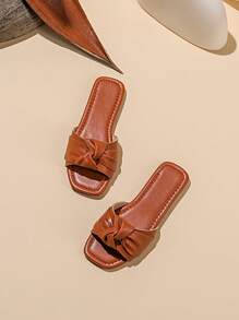 1 Pair Fashionable Woven Flat Slide Sandals For Girl - Brown - View 1