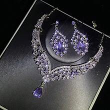 一套奢华优雅的女士珠宝套装，包括镶钻耳环和项链，适合新娘、婚礼、宴会、派对等场合佩戴。 - 首飾套裝 - 查看 5
