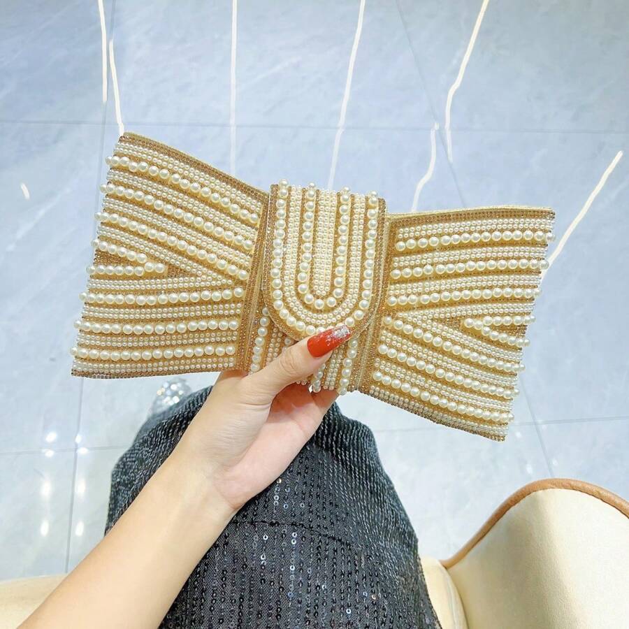 1 件新品欧洲复古高端手拿包，带珍珠装饰，女士单肩/斜挎包，名人蝴蝶晚宴包