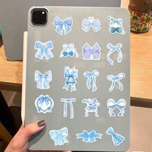 50张蓝色领结卡通贴纸，蓝色美学贴纸，可爱贴纸，可爱蓝色小物贴纸，蓝色防水乙烯基贴纸，美学笔记本贴纸套装，滑板贴纸，水瓶贴纸，笔记本贴纸