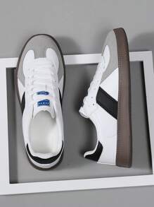 4-Season Lightweight Soft Sole Trainers For Men, Round Toe Lace-Up Comfortable Casual Sports Shoes