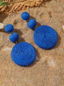 A Pair Of Bohemian Natural Style Woven Raffia Round Beach Holiday Earrings, Ladies Daily And Beach Holiday Wear Accessories