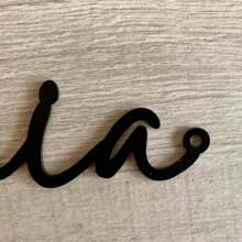 Personalisierte Metallbuchstaben - Individuell lasergescnittener Name - Kalligraphie Namensschild - Babynamen Wanddekoration - Metallkunst - Wohndekoration - Hochzeitshintergrund - Individueller Text - Jede Schreibschrift-Schriftart - Kinderzimmer Babyzimmer Deko Geschenke Geburtstag Abschluss, Multifunktional, Robust, Schimmelbeständig, Dekorativ, Wieder verwendbar, Exquisit, Stilvolle, hochwertige, farbige, moderne, individuelle, personalisierte, einzigartige, ideale Geschenke für ihn, ideale Geschenke für sie, Freund, Vater, Freundin, Mutter, Familie, Freunde, Tea Room, Zuhause, Garten, Büro, für Jahrestage, für Valentinstag, für Muttertag, für Geburtstage, für Vatertag, für Abschluss, für Hochzeiten, für Einweihung - Schwarz - Übersicht 9