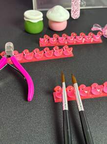 暗夜发光春夏笔筒，1个粉色辣妹创意美甲笔筒，粉色树脂小鸭亚克力笔筒，经久耐用，夜间会发光，适合放置美甲笔和办公用品，可作为女士礼物，美甲工具，适合制作假指甲贴片。 - 西瓜粉 - 查看 10