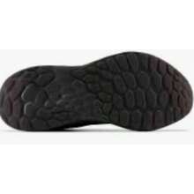 New Balance Fresh Foam Arishi V4 女士休闲鞋，简约时尚 - 黑色 - 查看 4