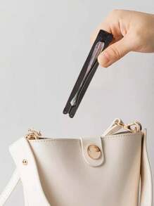 夏日清凉必备——扇子。便携折叠小纸扇，美观易收纳。传统绘画纸扇，带有地域复古图案。可180度翻转。轻巧便携。手动，无需充电。随时随地可用。旅行必备 - 彩色 - 查看 7