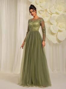 Delicate Lace Appliques Embellished Crew Neck Tulle Panel A-Line Wedding Dress, Bride - Green - View 5