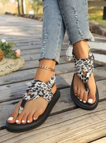 Wide Fit Yoga Shoes Women's Platform Espadrilles Slippers, Lightweight Open Toe Non Slip Beach Slides Shoes, Casual Outdoor Sandals Leopard Print Flip Flops
