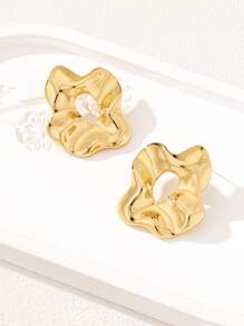 1 Pair Exaggerated Hollow Design Earrings For Women, European And American Style