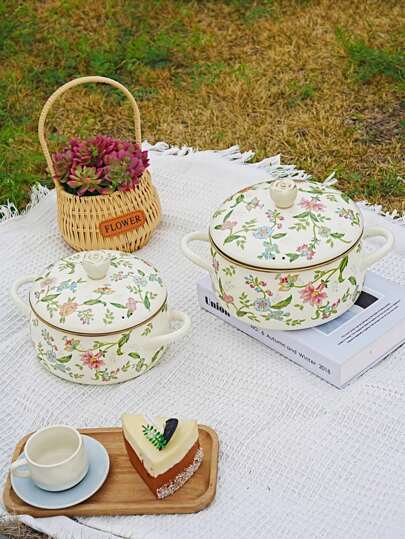 1 件清新花卉图案珐琅锅，玫瑰顶双耳设计珐琅锅，复古家居厨房必备，适合炖汤、煮奶茶、储存；送给亲朋好友的绝佳礼物，方便携带，适合户外露营