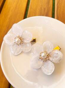 2pcs Handmade White Peach Blossom Pearl Hair Clips, Bohemian Style Hair Accessories, Suitable For Brides Year-Round