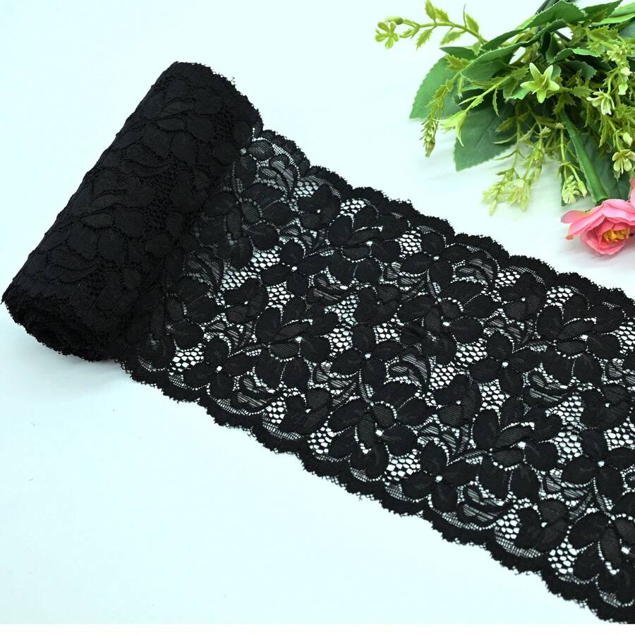 VEN003 "Elegant Lace: Delicacy That Transforms Your Creation" - Black - View 1