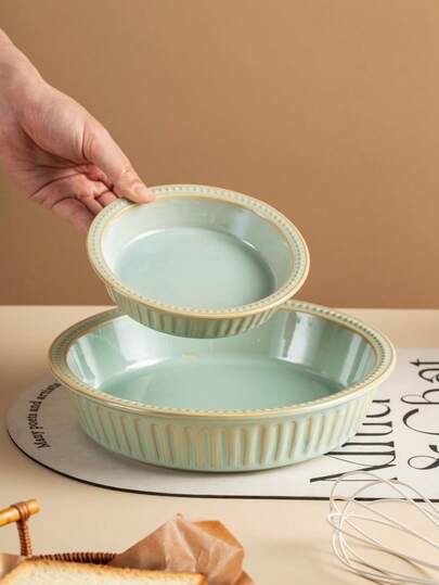 1pc Japanese-Style Minimalist Mild Green Ceramic Baking Tray, Versatile For Baking Various Pies (Sweet Or Savory), Tarts, Quiche Or Cakes. Non-Stick, Easy To Clean. Suitable For Household Daily & Holiday Use, Restaurants. Oven, Microwave, Dishwasher Safe.