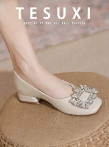 宽版大码女式中跟鞋，方头水钻装饰舒适工作高跟鞋 - 杏色 - 查看 1