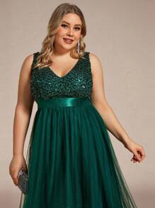 Plus Size Elegant V-Neck Bridesmaid Dress With Mesh & Sequin Patchwork, Party Dress, Prom Dress