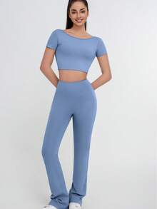 女士两件套服装