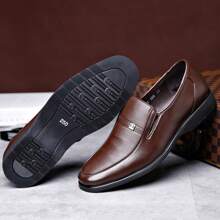 Men's Simple Business Casual Shoes A Slip-On Loafers - 棕色 - 查看 9