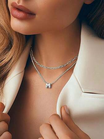 1 件时尚创意亮面铜 A-Z 英文首字母穿孔吊坠不锈钢珠链多层项链，女士日常休闲装个性多层项链锁骨链