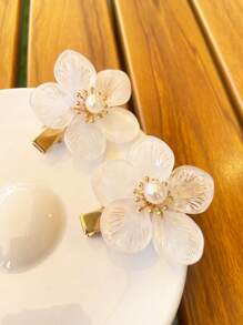 2pcs Handmade White Peach Blossom Pearl Hair Clips, Bohemian Style Hair Accessories, Suitable For Brides Year-Round