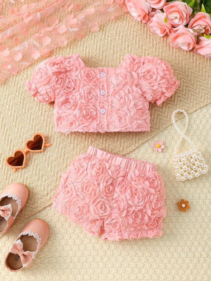 Bộ 2 món áo thun tay ngắn cổ vuông họa tiết hoa hồng 3D cho bé gái và quần short - Nhiều màu - Xem 1