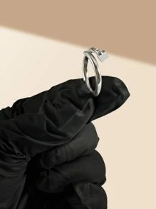 1 件时尚独特超酷简约不锈钢三叶草指甲形戒指首饰，尺码 6-10 可选，适合男女，四季日常佩戴 - 釘子四葉草戒指 - 查看 1
