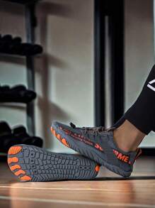 L.S.W.P 男女通用透气水鞋 - 速干、防滑五指水上运动鞋，适合室内健身、举重、瑜伽和户外活动，如海滩、游泳、冲浪和徒步旅行 - 耐用橡胶鞋底、系带闭合、四季皆宜、沙滩鞋