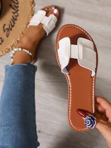 Ximi Ruo Sandalias planas tipo diapositiva de estilo coreano casual para mujer, sandalias romanas tejidas de punta abierta para verano, nuevas sandalias de moda para primavera y verano para usar con vestidos, playa, apartamento, sandalias planas de color marrón - Blanco - Ver 4