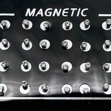 24 件简约时尚磁性水钻耳钉，男士休闲假耳环 - 彩色 - 查看 10