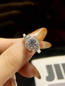 1pc 1 Carat 4-Prong Colorless Moissanite Square Diamond Ring, Women's Engagement Ring, S925 Sterling Silver Minimalist Romantic Ring, Eternal Ring, Wedding Anniversary Ring, Luxury Jewelry Gift - Silver - View 1