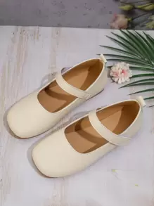1双女童米色平底鞋，PU材质，魔术贴可调节设计，圆头，TPR防滑鞋底，轻便舒适，纯色时尚芭蕾平底鞋，适合5-14岁小学和初中学生，适合上学、正式场合和演出，四季皆宜。 - 米色 - 查看 4