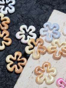 6 stuks willekeurige acryl crème snoepkleur holle bloem kralen DIY telefoonketting, sleutelhanger, auto decoratie accessoires