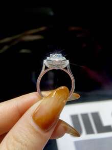 1pc 1 Carat 4-Prong Colorless Moissanite Square Diamond Ring, Women's Engagement Ring, S925 Sterling Silver Minimalist Romantic Ring, Eternal Ring, Wedding Anniversary Ring, Luxury Jewelry Gift - Silver - View 2