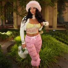 Women Cropped Lace Capri Pants Sexy See Through Lace Floral Leggings Shorts Slim Fit Bowtie Side Pedal Pushers Coquette Tight Bottoms - 粉色 - 查看 1