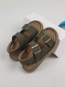 1双男童简约休闲舒适平底防滑凉鞋，时尚金属扣装饰带，百搭假日/校园风格儿童凉鞋 - 棕色 - 查看 2