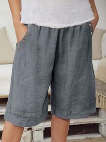 Plus Size Women Button Decor Pockets Relaxed Casual Shorts