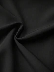 不对称纽扣衬衫，日常穿着的休闲简约时尚