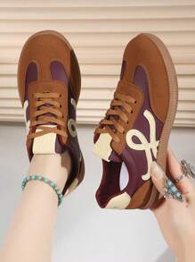 2026新款女士平底休闲运动鞋 - 棕色 - 查看 3