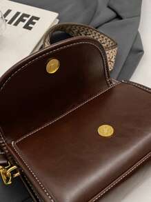 Bolso bandolera cuadrado de correa ancha estilo vintage chic - Bolso cruzado con solapa de color liso y elegante con correa ajustable para mujeres - Perfecto para uso diario y viajes