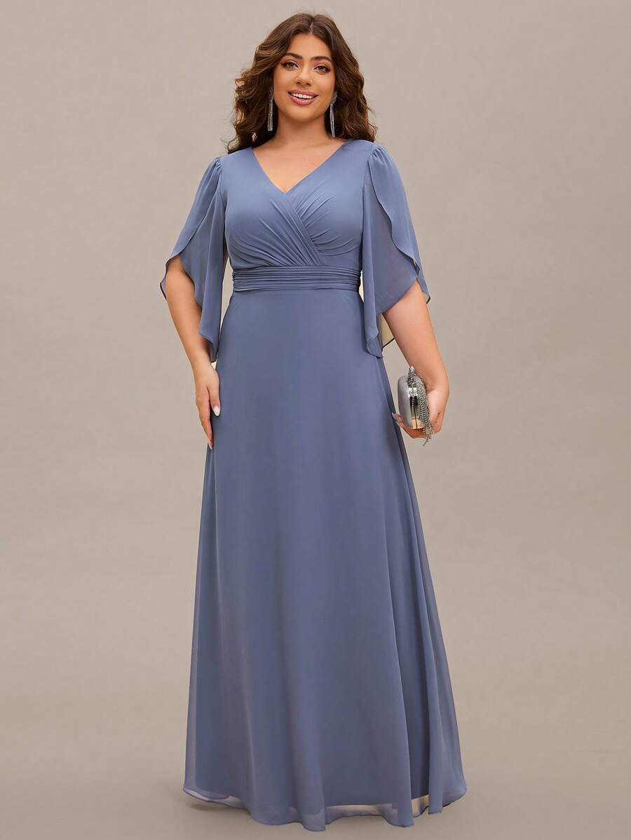 EVERPRETTY Plus Size V-Neck Pleated Bust Bridesmaid Dress