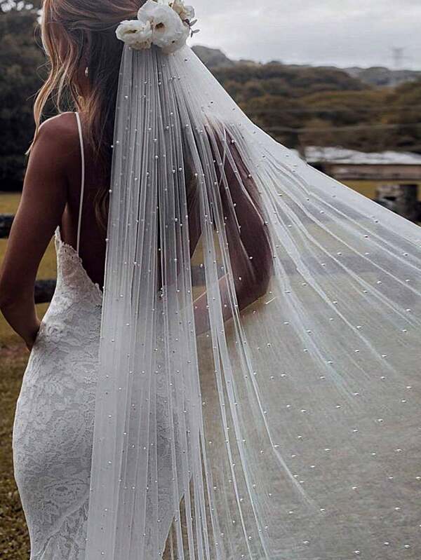 1pc Bridal Veil With Pearls, Suitable For Wedding, Photography Props, Registry Offices Headpiece With Hair Comb