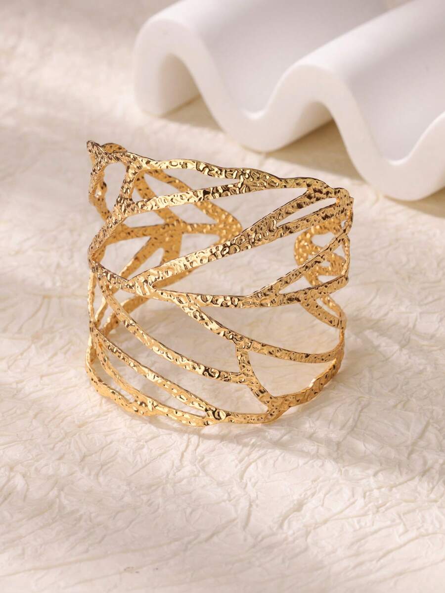 1 PC Hollow Punk Leaves Bracelets Bangle For Women Stainless Steel Gold Color Fashion Waterproof Open Bracelet Holiday Party Jewelry Gift