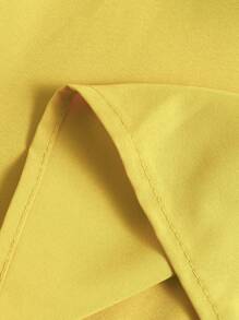 黄色褶皱松紧腰度假裙