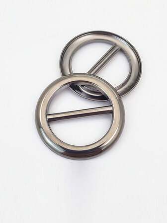 3pcs/Set Multi-Functional Metal Scarf Clips - Elegant Fashion Accessory, Versatile Fixing Clips To Secure Short Sleeve Or Dress Shirts, Suitable For Scarf, T-Shirt And Waistband, Fit For Any Occasion