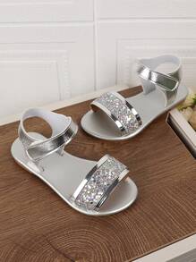 1 双银色大码幼儿女童平底凉鞋，彩色亮片，可调节钩环带，圆头，防滑，时尚优雅风格，适合 3-15 岁女孩，日常休闲、派对、度假，2025 年春夏 - 銀色 - 查看 8