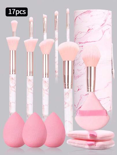 مجموعة فرش مكياج 17 قطعة، تتضمن 10 فرشاة صديقة للمبتدئين بطبعة رخام (بودرة أحمر الشعور ظل العيون الكونسيلر وجه التداخل)، و 6 أسفنجة مكياج (السائل الأساس البودرة)، وحامل فرشاة مكياج متعدد الاستخدامات