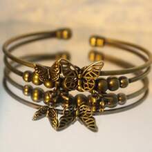 1 件铜昆虫系列手链，配 2 个可爱蝴蝶吊坠，适合开斋节、日常佩戴，百搭风格，适合所有场合，是生日、情人节、周年纪念日的绝佳礼物 - 銅色 - 查看 7