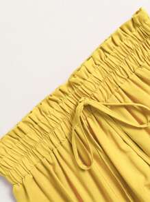 黄色褶皱松紧腰度假裙