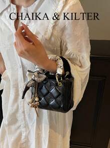 CHAIKA & KILTER 1pc Solid Color Glossy PU Leather Handbag, Women's Fashion Mini Tote Bag, Quilted Design, Dual Top Handles, Detachable & Adjustable Shoulder Strap, Suitable For Daily And Outdoor Use (Sold With Scarf And Pendant Accessories) - Black - View 3