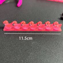 暗夜发光春夏笔筒，1个粉色辣妹创意美甲笔筒，粉色树脂小鸭亚克力笔筒，经久耐用，夜间会发光，适合放置美甲笔和办公用品，可作为女士礼物，美甲工具，适合制作假指甲贴片。 - 西瓜粉 - 查看 5